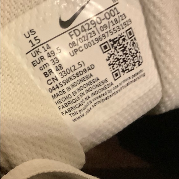 Nike Air Max Plus Drift Phantom in White, Brown, and Light Blue - Picture 7 of 10